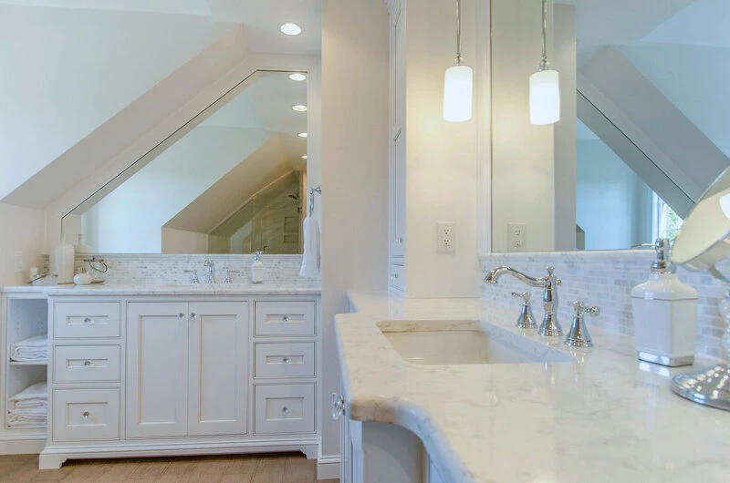 Lincoln Master Bathroom Portfolio Gallery Image - Kate Irmen Interiors