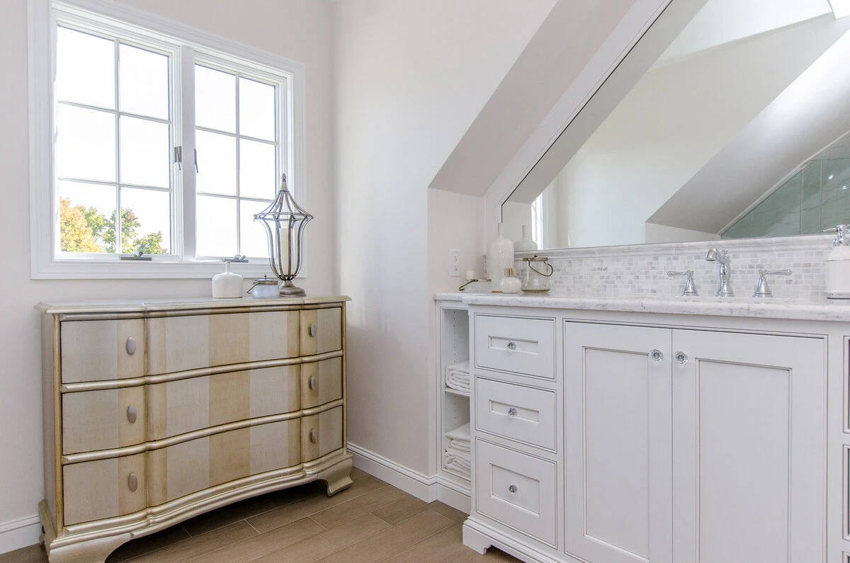 Lincoln Master Bathroom Portfolio Gallery Image - Kate Irmen Interiors