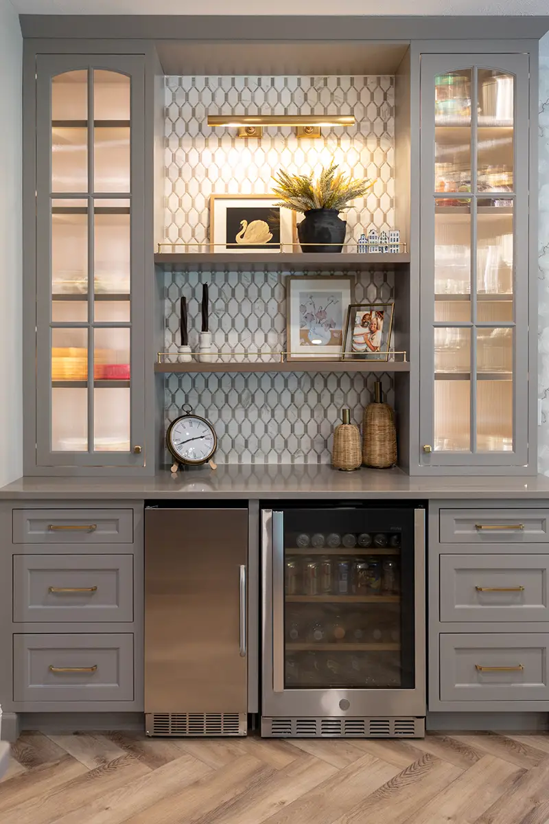 kate-irmen-interiors-portfolio-cloverhill-bold-statements-02